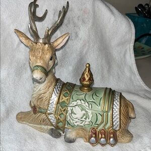 Fits & Floyd Gregorian Deer Trinket Box